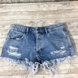 Woman’s Zara Distressed Short Jean Shorts